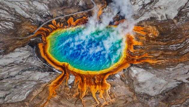 Disturbing Incident at Yellowstone Lands Two Tourists in Jail