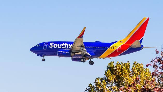 Southwest Airlines Reports Slowdown in Bookings Amid COVID-19 Rise