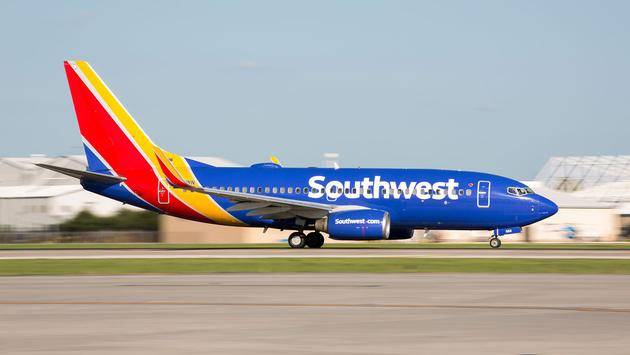 Southwest Flight Forced to Deplane After Passenger Refuses to Wear Face Mask